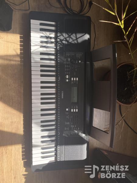 Szintetizátor hibátlan állapotban, Yamaha PSR-E373