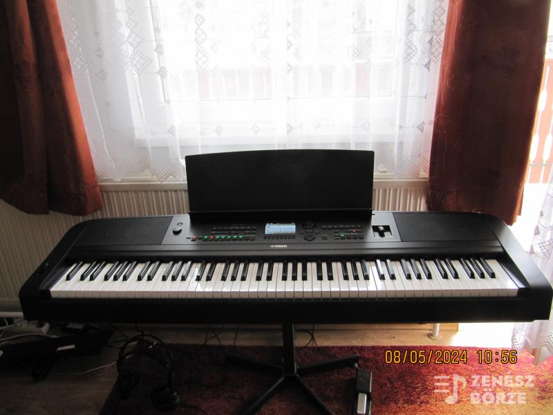 Yamaha DGX-670 Zongora - Szintetizátor.