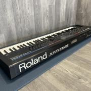 Roland Juno-Stage + Opcionálisan megvásárolható keménytok