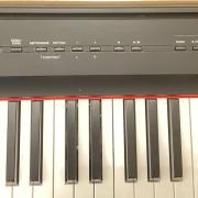 Yamaha P125B digitális zongora, L-125 állvány és tok