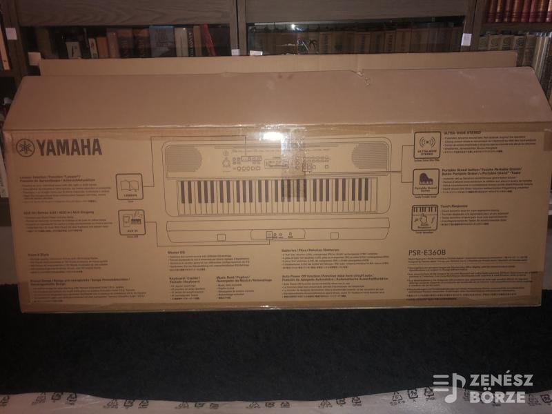 Yamaha PSR-E360B szintetizátor