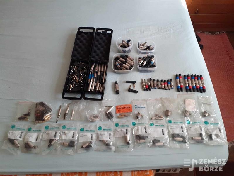 Hangfal kábel, jelkábel, átalakítók, fordítók, toldók.Cserélhetők is