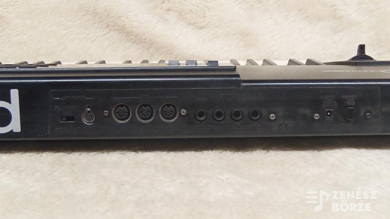 Roland XP-10 +Merge 5